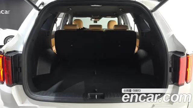 Kia Sorento — фото 19
