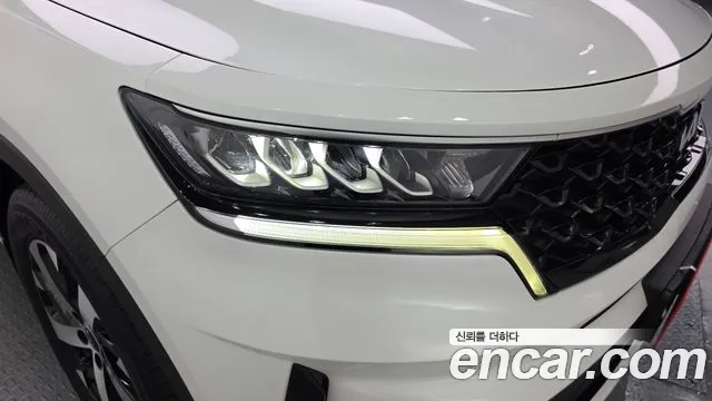 Kia Sorento — фото 22