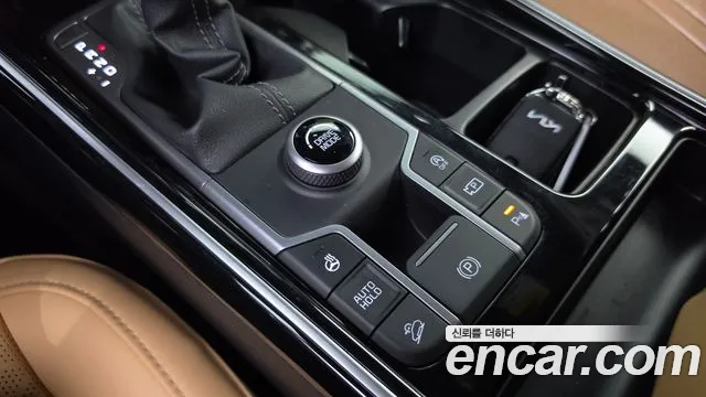Kia Sorento — фото 33