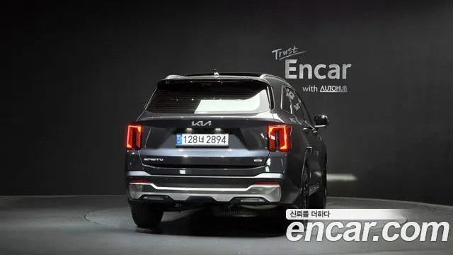Kia Sorento — фото 4