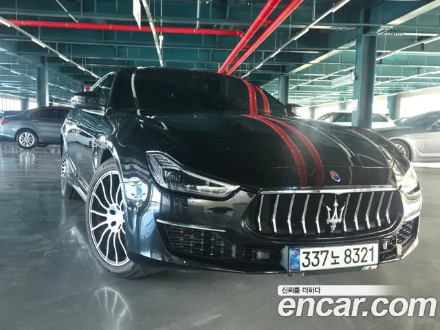Maserati Ghibli — фото 1