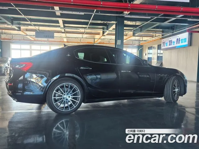 Maserati Ghibli — фото 3