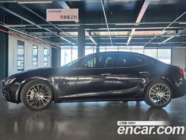 Maserati Ghibli — фото 7