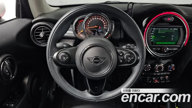 Mini Cooper — фото 13