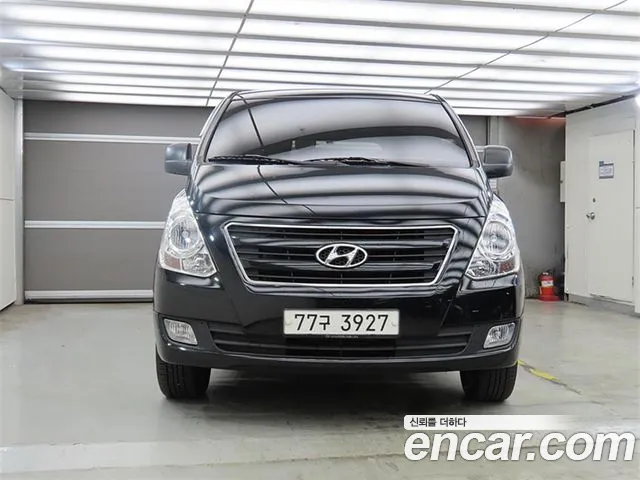 Hyundai Starex — фото 2