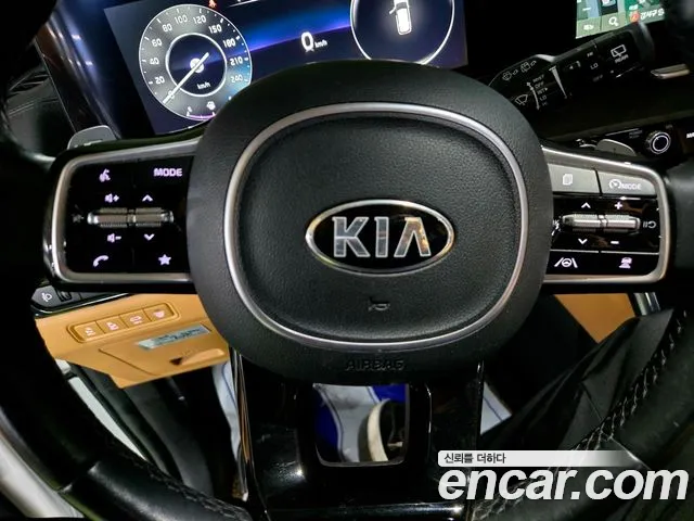 Kia Carnival — фото 19