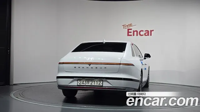 Hyundai Grandeur — фото 4