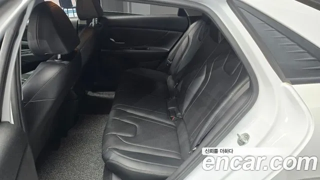Hyundai Avante — фото 12