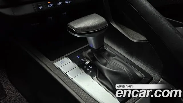 Hyundai Avante — фото 9