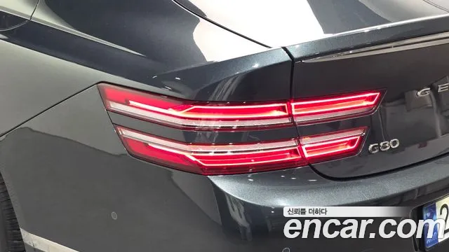 Genesis G80 — фото 23