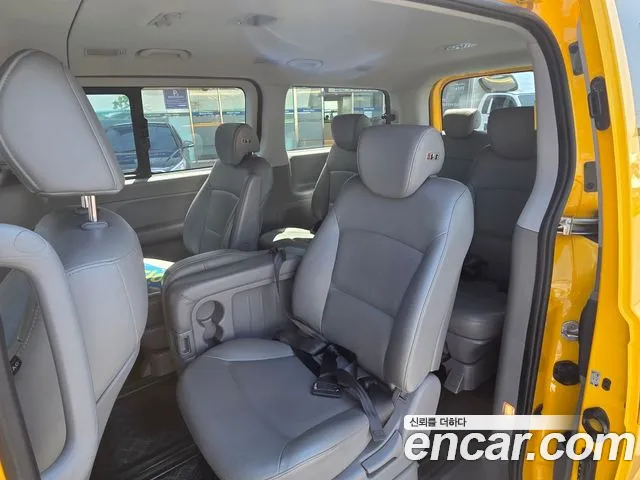 Hyundai Starex — фото 11