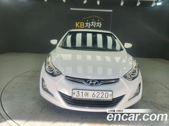 Hyundai Avante — фото 1