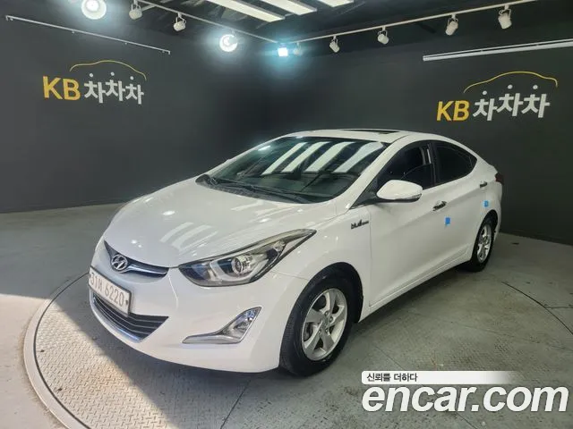 Hyundai Avante — фото 2