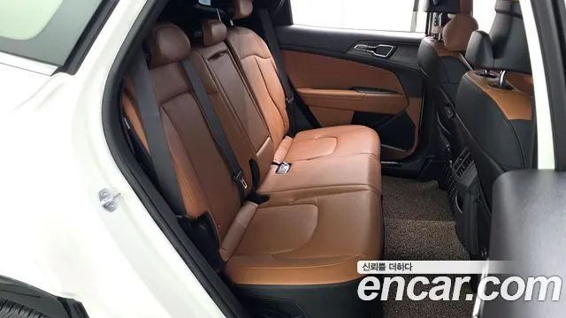 Kia Sportage — фото 11