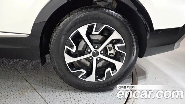Kia Sportage — фото 21