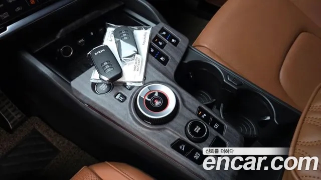 Kia Sportage — фото 9