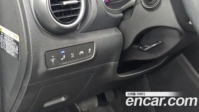 Hyundai Kona — фото 18