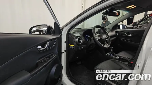 Hyundai Kona — фото 10