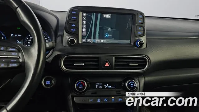 Hyundai Kona — фото 14