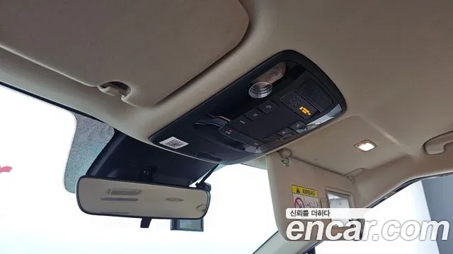 Kia Carnival — фото 19