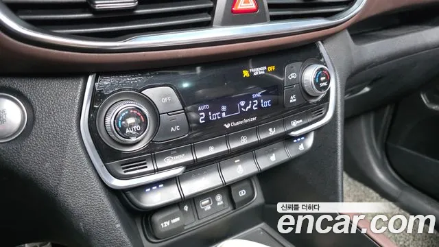 Hyundai Santa Fe — фото 16