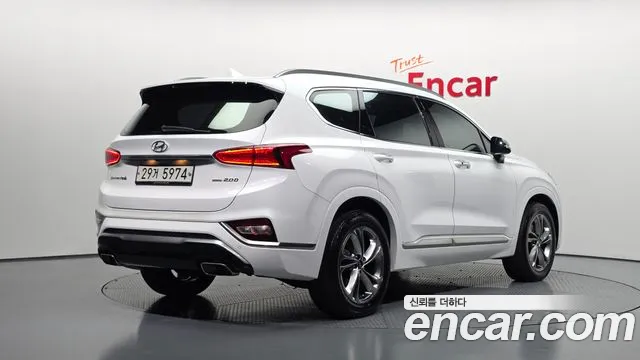 Hyundai Santa Fe — фото 2