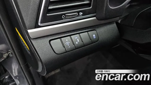 Hyundai Avante — фото 19