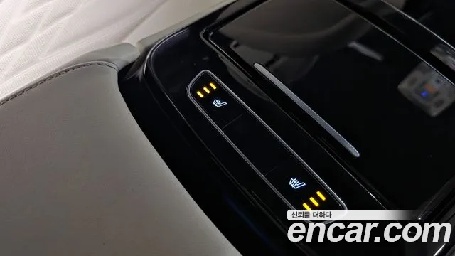 Genesis G80 — фото 19