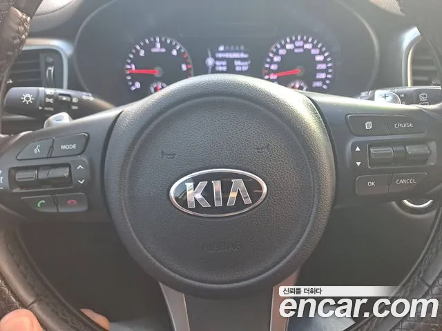Kia Sorento — фото 11