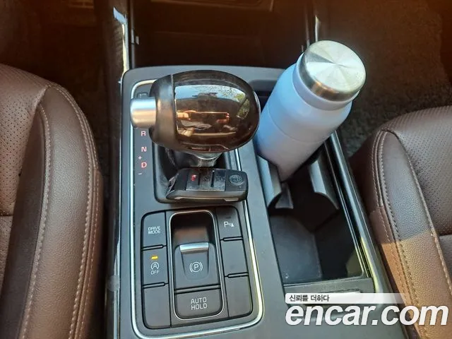 Kia Sorento — фото 9