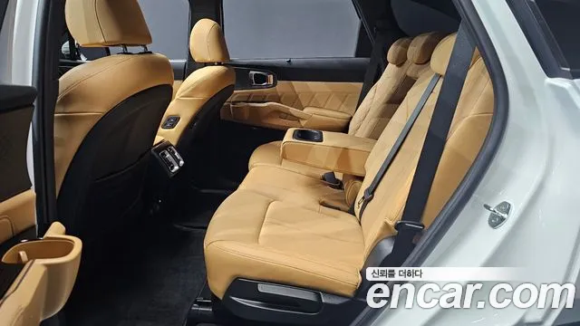 Kia Sorento — фото 12