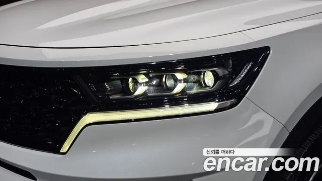 Kia Sorento — фото 22
