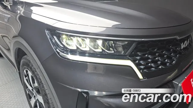 Kia Sorento — фото 22