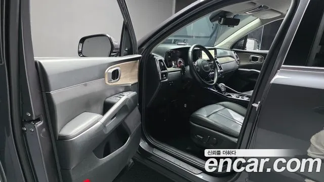 Kia Sorento — фото 10
