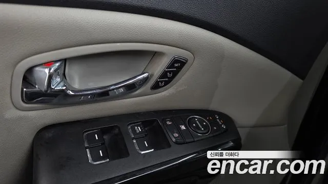 Kia Carnival — фото 29