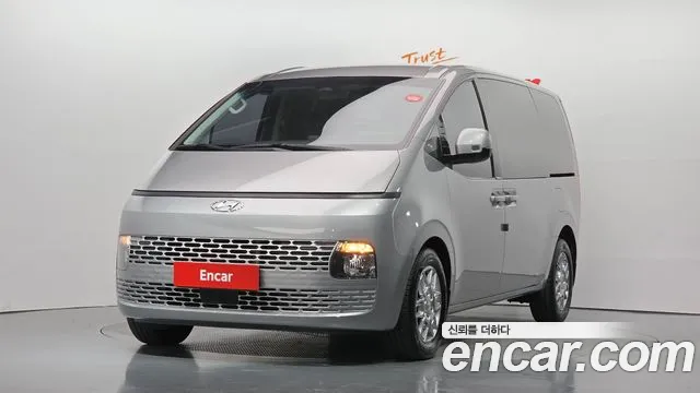 Hyundai Staria — фото 1