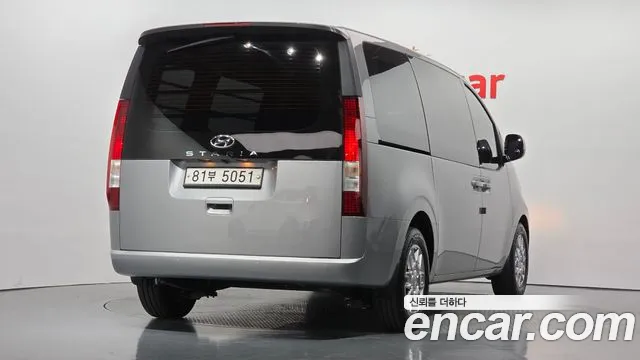 Hyundai Staria — фото 2