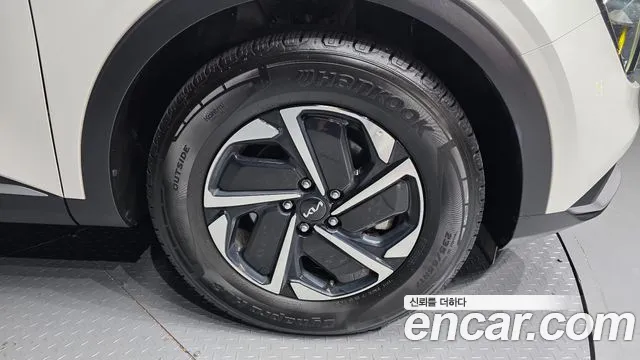 Kia Sportage — фото 21