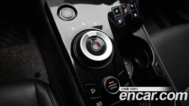 Kia Sportage — фото 8