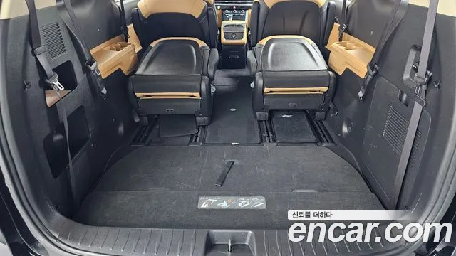 Kia Carnival — фото 15