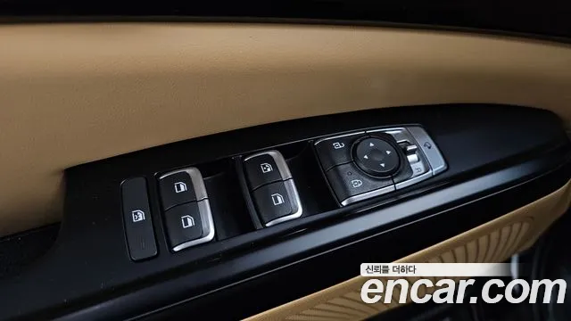 Kia Carnival — фото 18