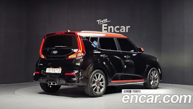 Kia Soul — фото 1