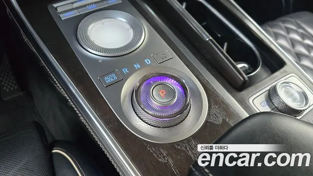 Genesis GV80 — фото 9