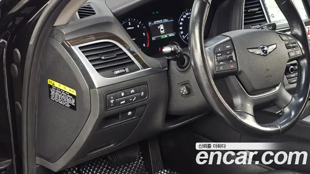 Genesis G80 — фото 16
