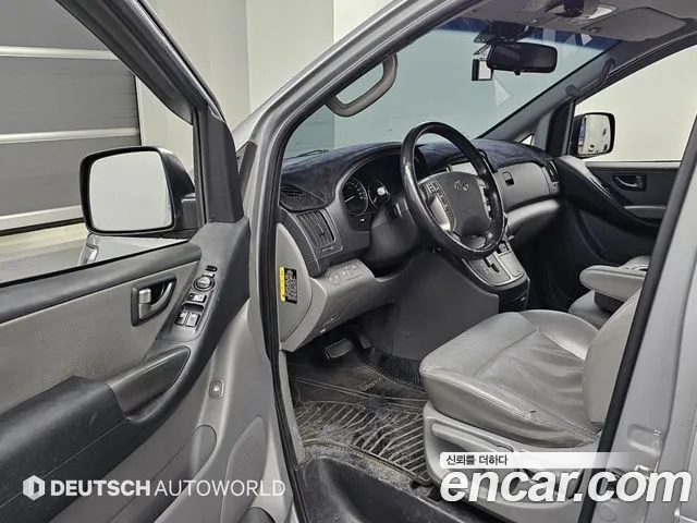 Hyundai Starex — фото 11