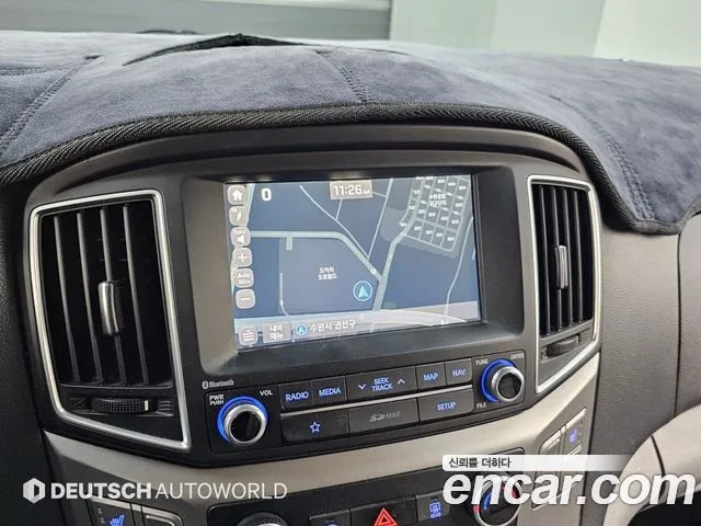 Hyundai Starex — фото 17