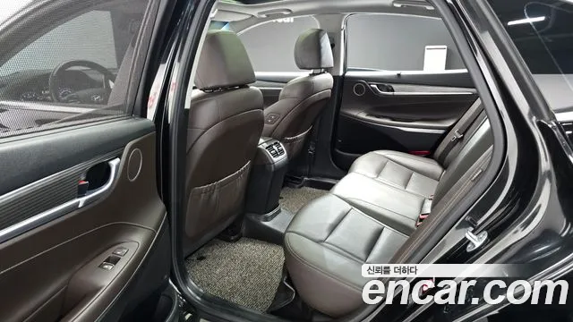 Hyundai Grandeur — фото 11