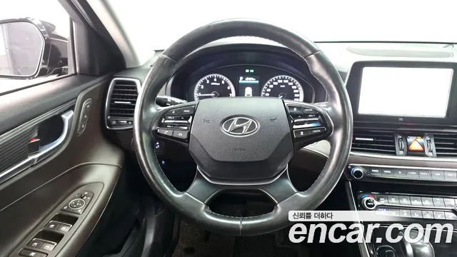 Hyundai Grandeur — фото 12