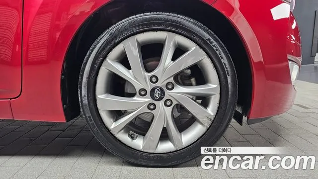 Hyundai Veloster — фото 21