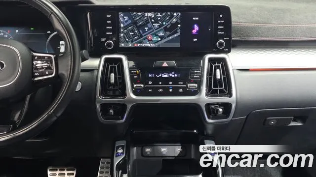 Kia Sorento — фото 14
